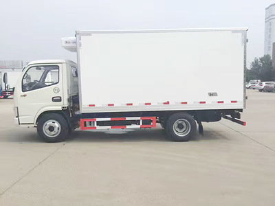 探尋涼山州大閘蟹專遞運輸車與起吊車的制造基地